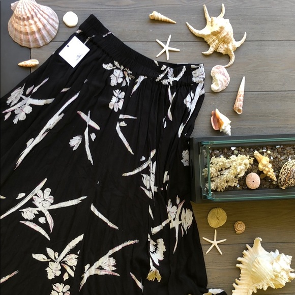 🌴☀️O’Neill MERIN FLORAL SKIRT☀️🌴 - Picture 7 of 8